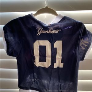 Hunter MLB New York Yankees Pet Shirt MEDIUM